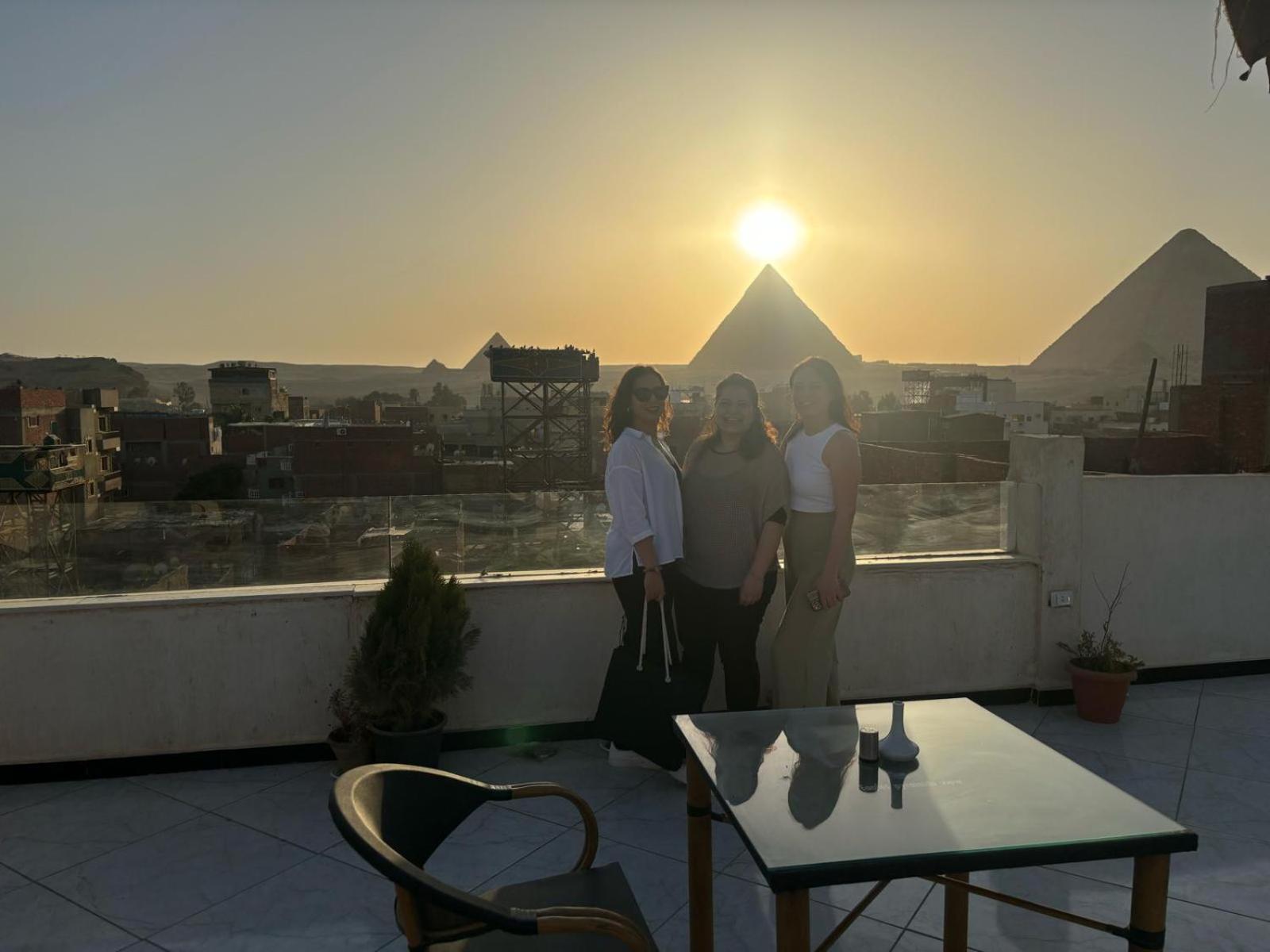 Hotel Eagles Pyramids View Kafret el-Gabal Esterno foto